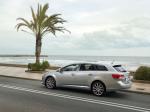 Toyota Avensis SW 2011 года